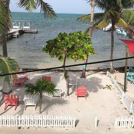 Chila'S Accommodations Caye Caulker Buitenkant foto
