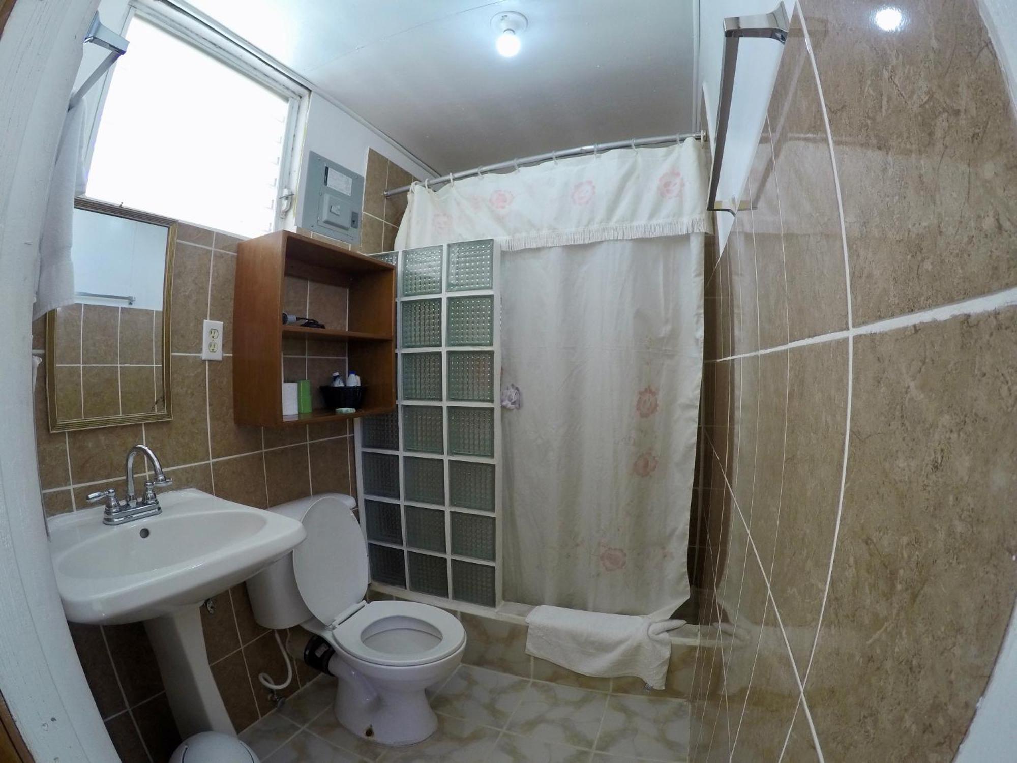 Chila'S Accommodations Caye Caulker Buitenkant foto
